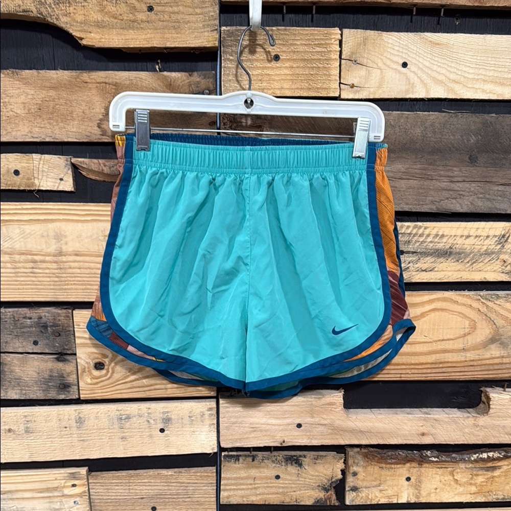 Nike Tempo Geo Print DO7847-392
Washed Teal Blue Orange Running Shorts
Size M